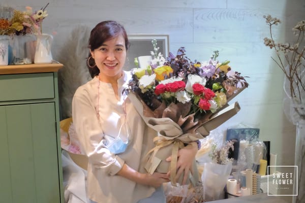 เรียนจัดช่อดอกไม้ Natural Hand-tied