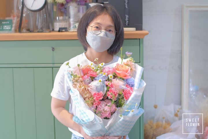 เรียนจัดช่อดอกไม้